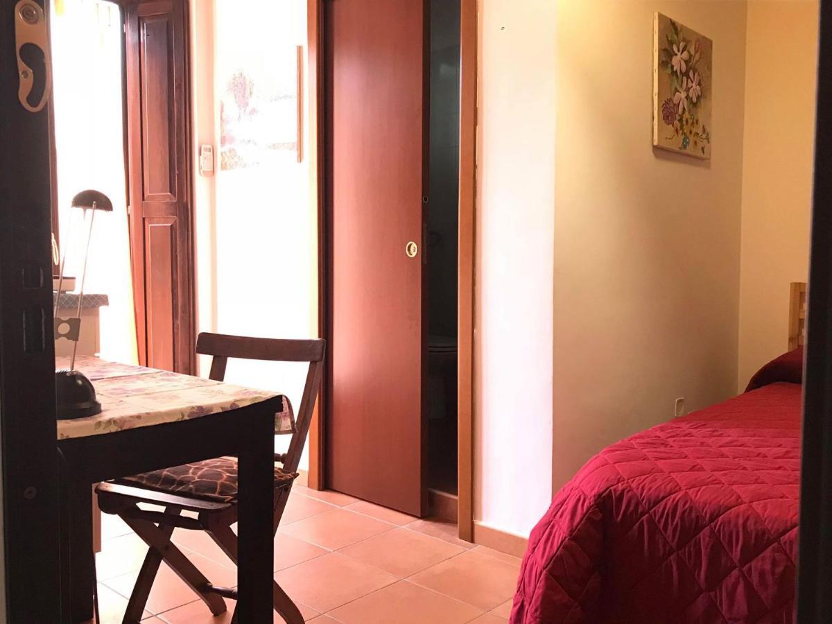 Castelduomo Dimore Deluxe บาร์เลตตา ภายนอก รูปภาพ