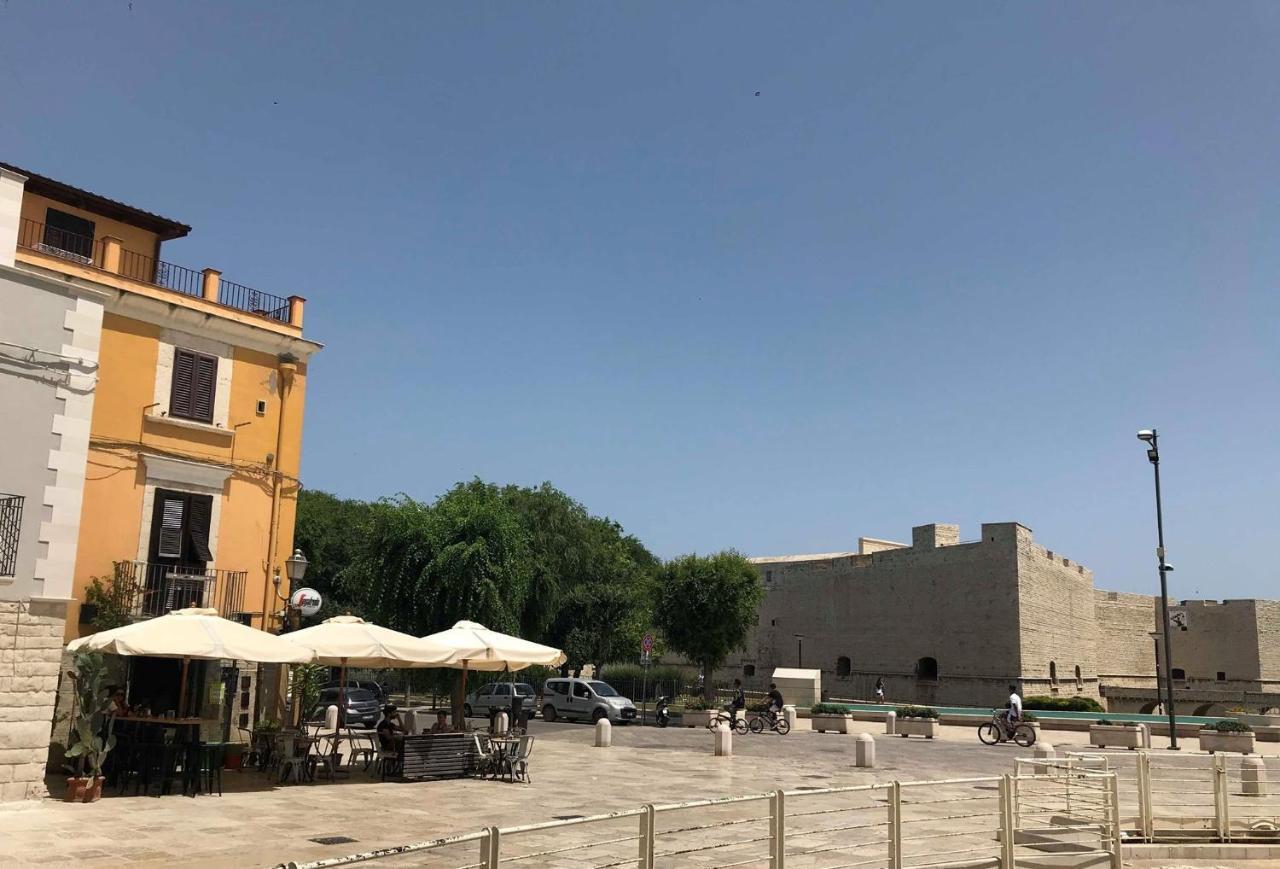Castelduomo Dimore Deluxe บาร์เลตตา ภายนอก รูปภาพ